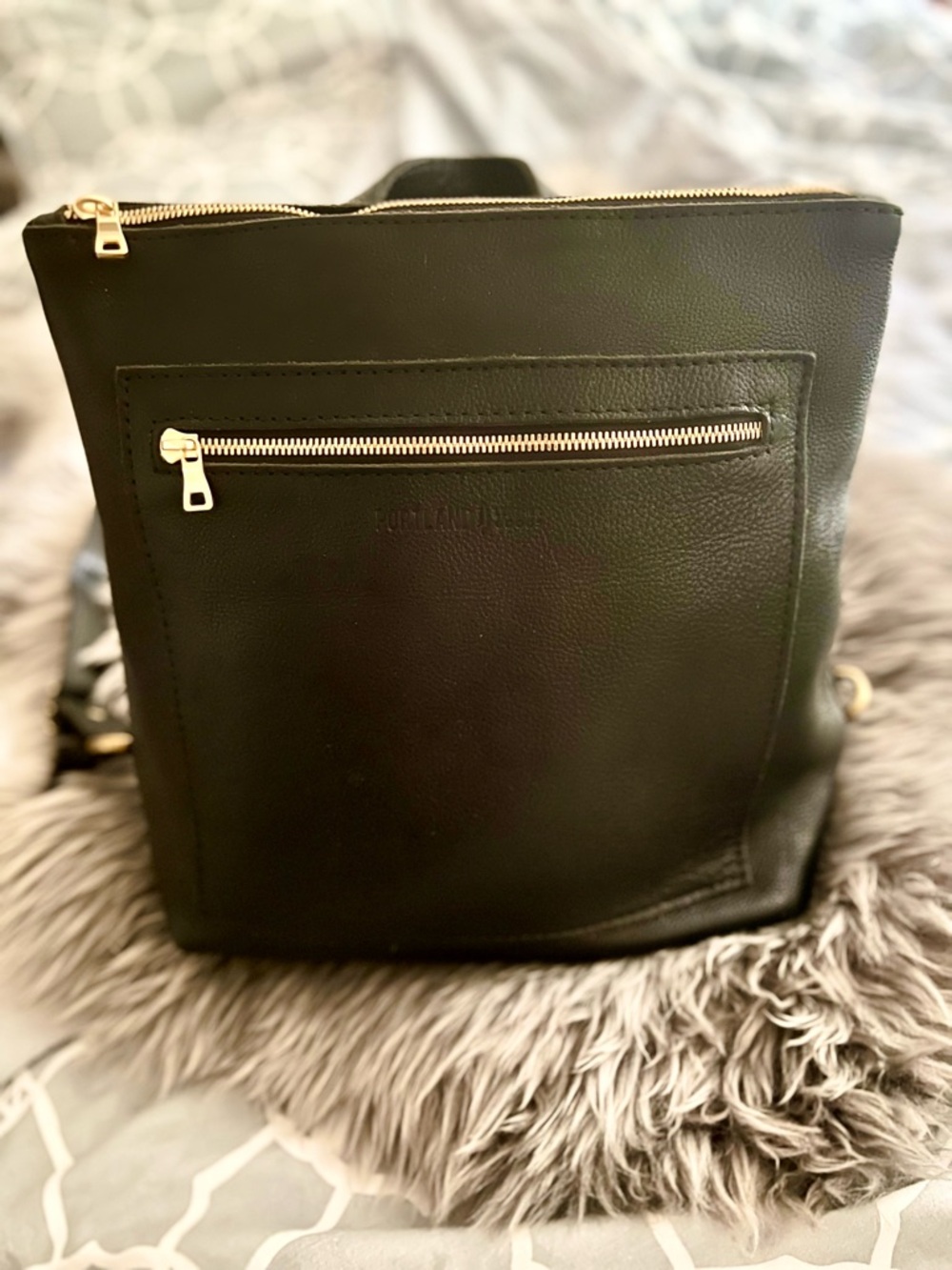 Portland Leather Classic Zip-Top Backpack in Black Leather